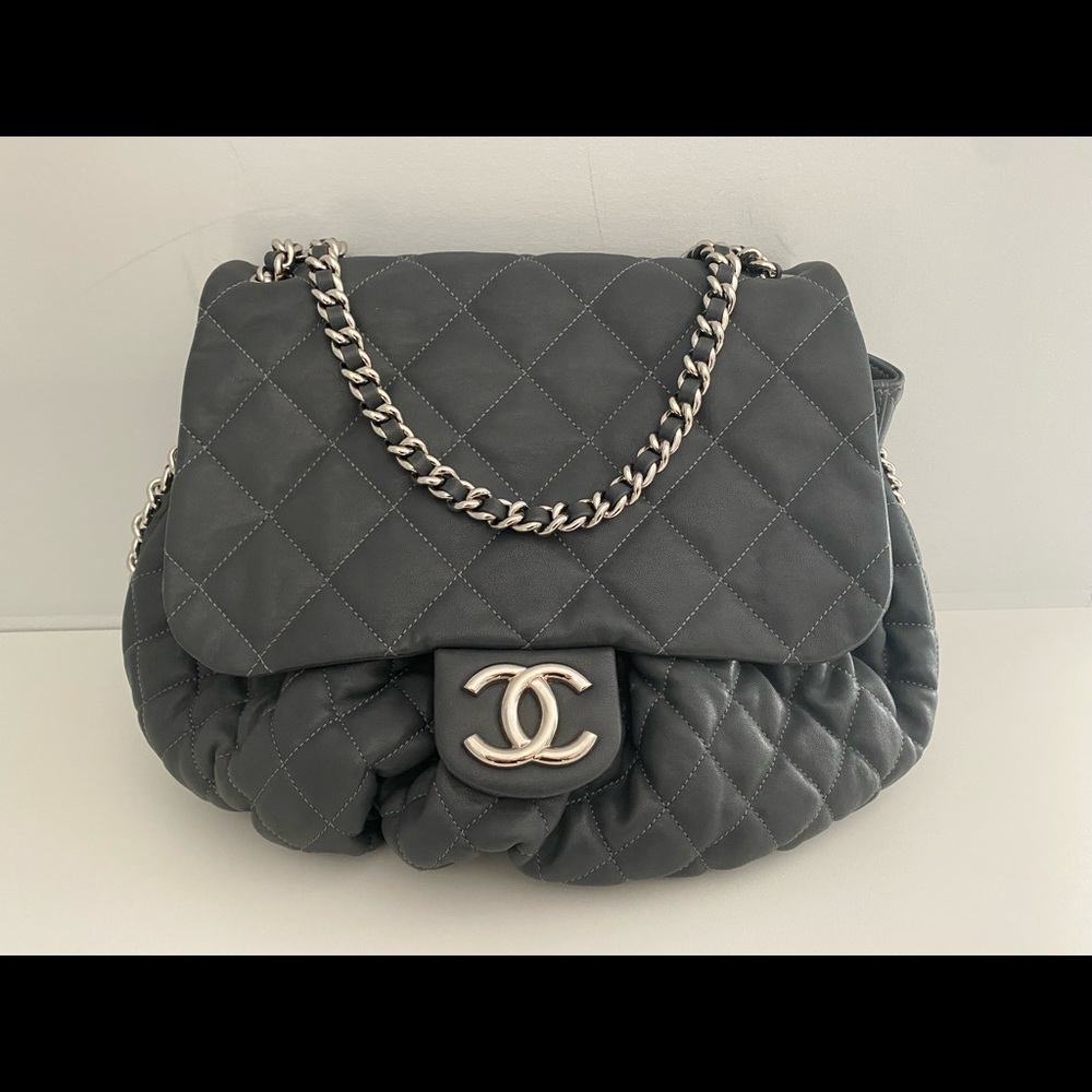 Authentic CHANEL chain around messenger bag